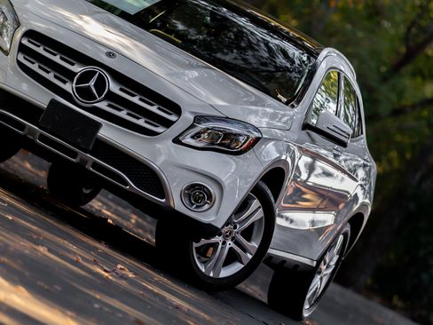 Used 2019 Mercedes-Benz GLA 250 GLA 250 4MATIC SUV w/ Convenience Package image 28