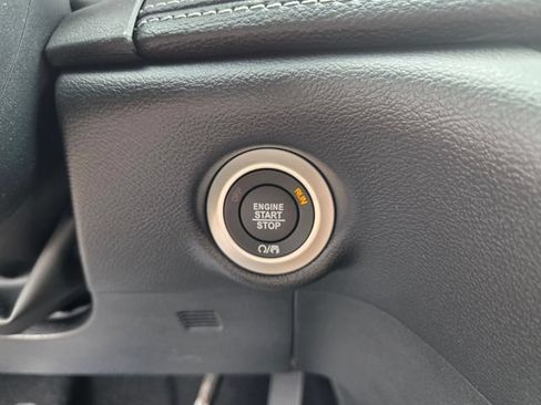 New 2027 Chrysler Pacifica Select FWD image 25