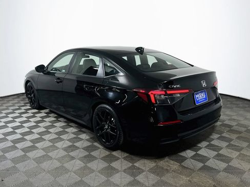 Used 2025 Honda Civic Sport image 5