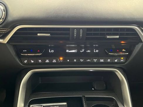 Certified 2024 MAZDA CX-90 Plug-In Hybrid w/ Premium Plus AWD/4WD image 23