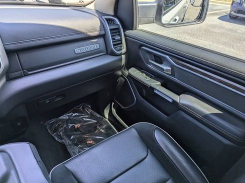 Used 2020 RAM 1500 Laramie AWD/4WD image 18
