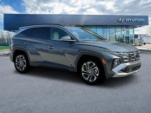 New 2025 Hyundai Tucson Limited image 10