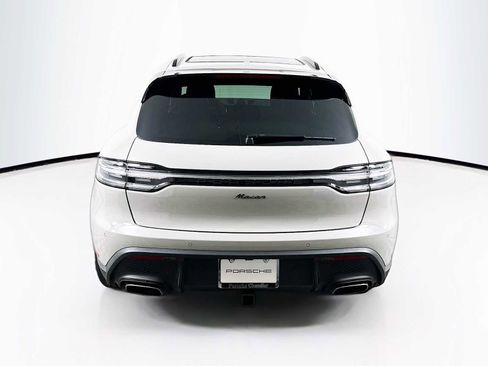 New 2025 Porsche Macan image 10