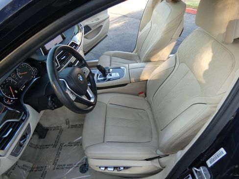 Used 2016 BMW 750i xDrive image 67