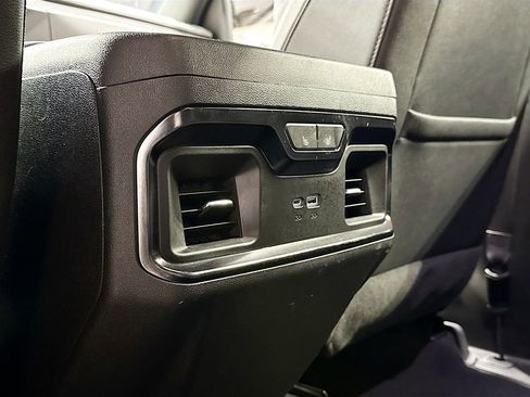 Used 2023 GMC Sierra 1500 AT4 image 24