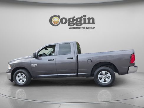 Used 2024 RAM 1500 Classic SLT RWD image 2