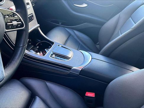 Used 2020 Mercedes-Benz GLC 300 4MATIC image 17