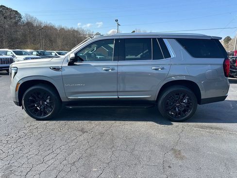 New 2026 GMC Yukon Elevation image 9