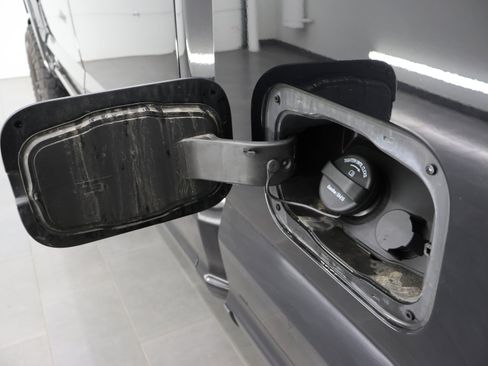 Used 2021 Ford F250 Lariat AWD/4WD image 31