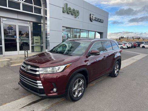 Used 2017 Toyota Highlander Limited Platinum image 1