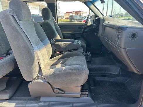 Used 2003 Chevrolet Silverado 2500 LS image 10
