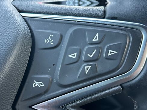Used 2024 Chevrolet Malibu LT FWD image 20