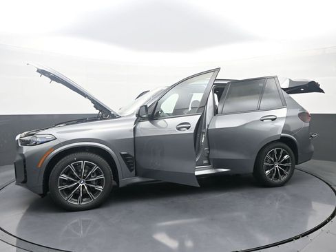 New 2026 BMW X5 xDrive40i w/ M Sport Package image 41