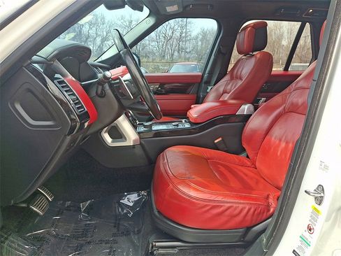 Used 2019 Land Rover Range Rover Autobiography image 15