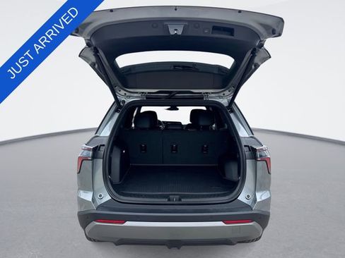 New 2026 Chevrolet Equinox LT FWD image 23