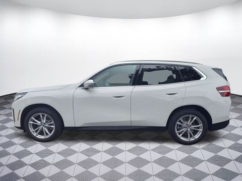 Used 2025 BMW X3 xDrive30i w/ Convenience Package image 2