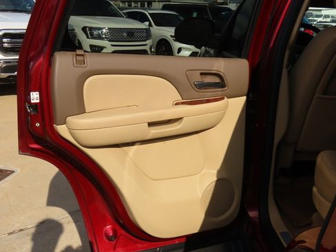 Used 2009 Chevrolet Tahoe LT image 19