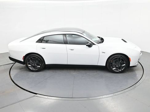 New 2026 Dodge Charger R/T w/ Driver Convenience Group AWD/4WD image 26