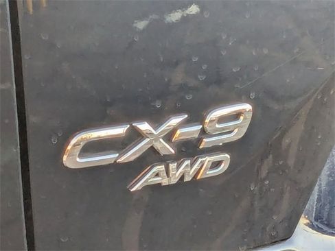 Used 2017 MAZDA CX-9 Touring image 11