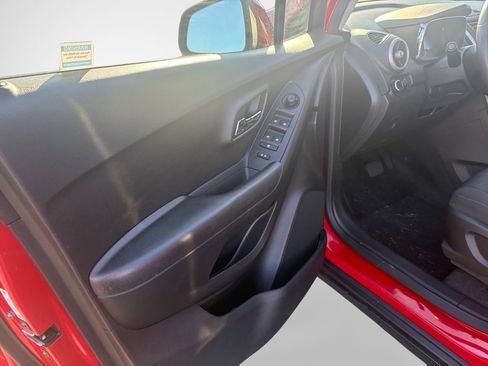 Used 2016 Chevrolet Trax LT w/ LPO, Cargo Package FWD image 14