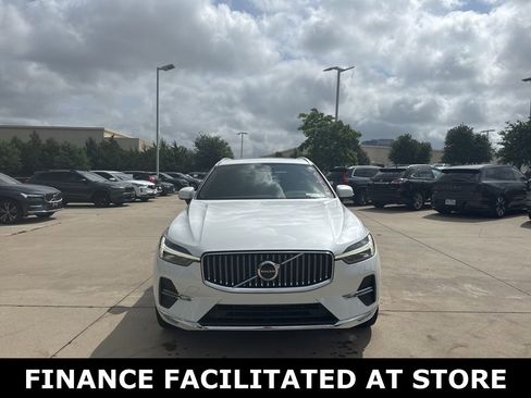 Certified 2023 Volvo XC60 B5 Plus w/ Protection Package Premier image 2