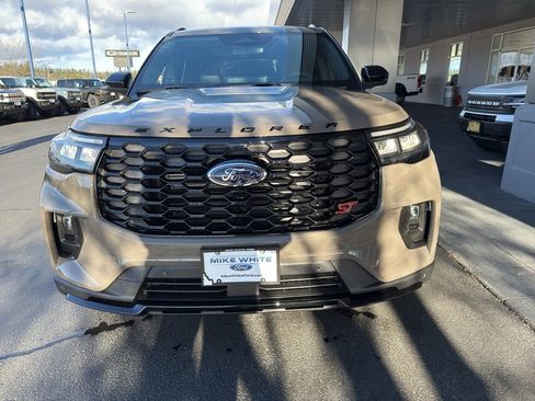New 2026 Ford Explorer ST w/ Sun And Sound Package image 2