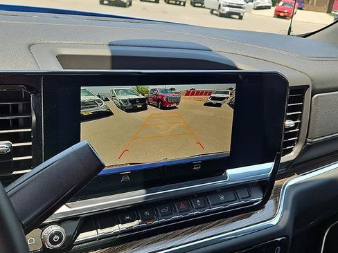 Used 2025 Chevrolet Silverado 1500 LT RWD image 17