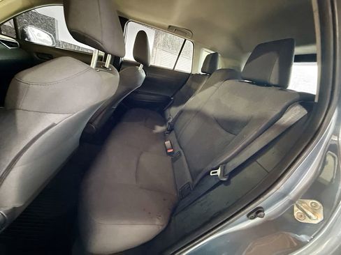 Used 2022 Toyota Corolla Cross LE w/ Moonroof Package image 27