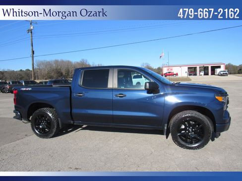 Used 2022 Chevrolet Silverado 1500 Custom image 16