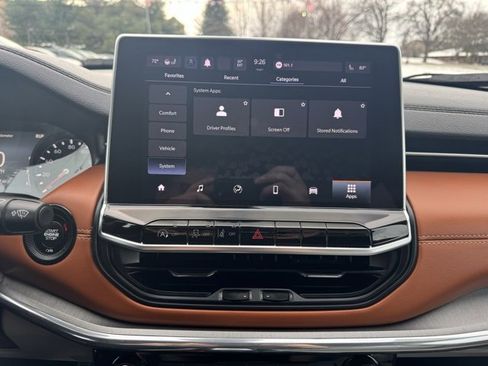 Certified 2022 Jeep Compass Limited image 21