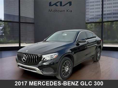 Used 2017 Mercedes-Benz GLC 300 4MATIC Coupe image 7