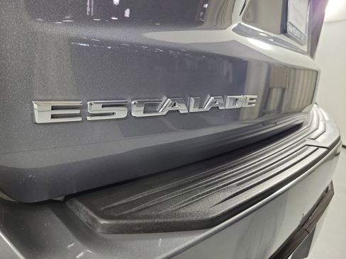 Certified 2021 Cadillac Escalade ESV Premium Luxury Platinum RWD image 6