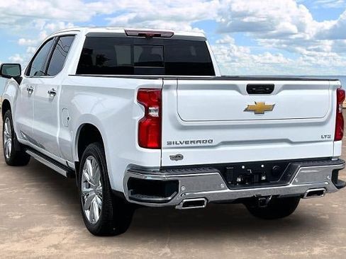 Used 2026 Chevrolet Silverado 1500 LTZ w/ LTZ Premium Package AWD/4WD image 4