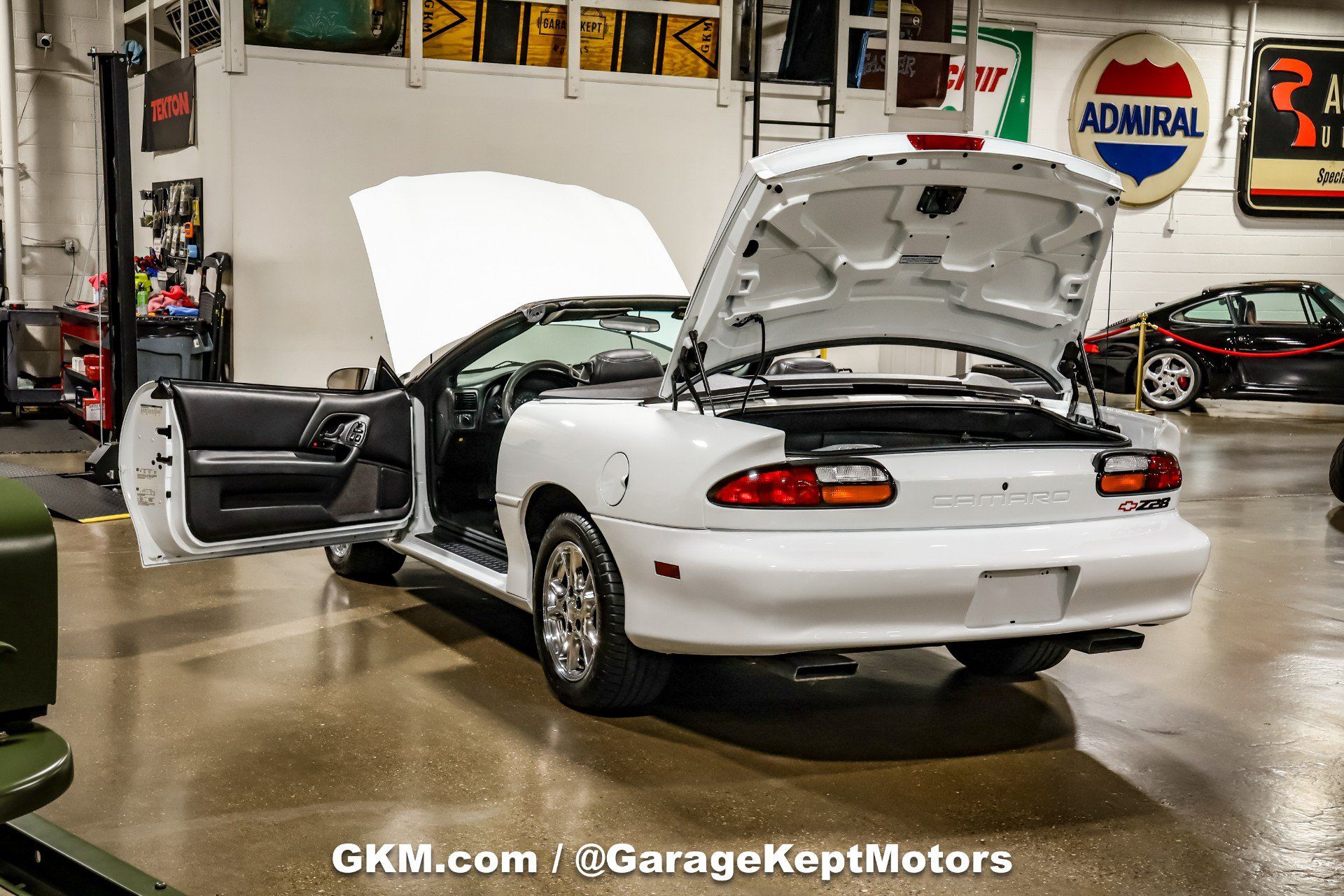 Used 2002 Chevrolet Camaro Z28 RWD image 71