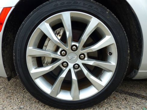 Used 2017 Cadillac XTS Luxury FWD image 13
