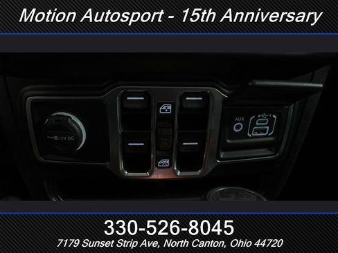 Used 2021 Jeep Wrangler Unlimited Sahara w/ LED Lighting Group AWD/4WD image 27