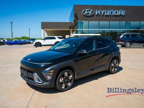 Used 2025 Hyundai Kona SEL FWD image 1