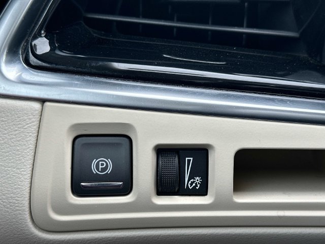 Used 2024 Cadillac XT6 Premium Luxury AWD/4WD image 29