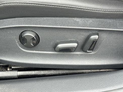 Used 2021 Volkswagen Passat 2.0T R-Line image 22