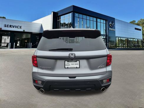 Used 2023 Honda Passport EX-L image 5
