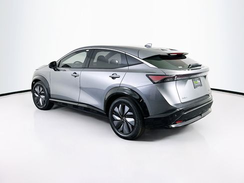 Used 2023 Nissan Ariya FWD image 5