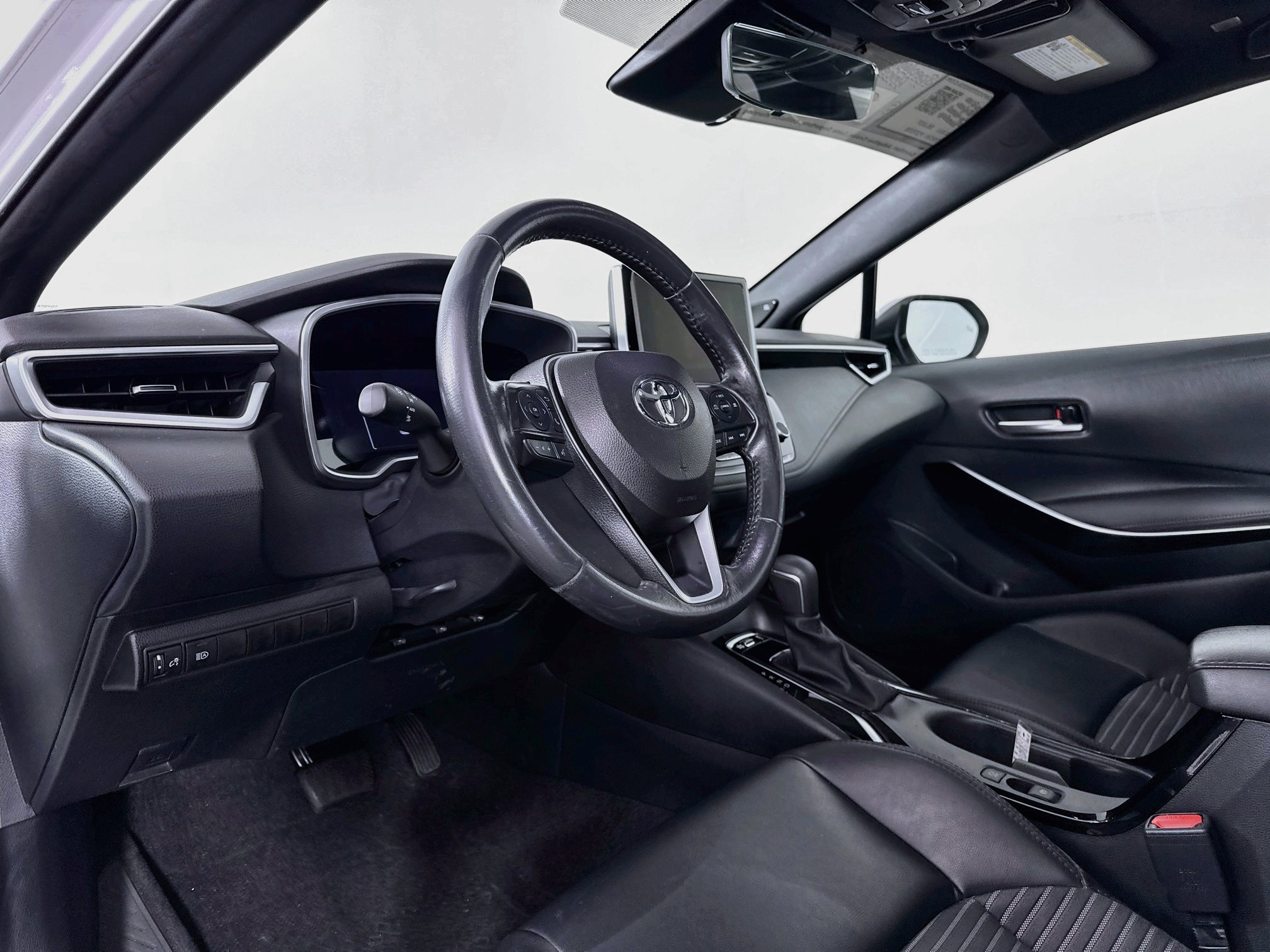 Certified 2024 Toyota Corolla XSE FWD image 9