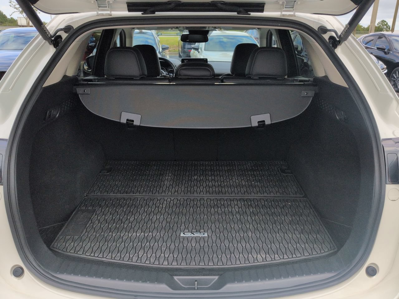 Used 2025 MAZDA CX-5 AWD 2.5 S w/ Preferred Package image 13