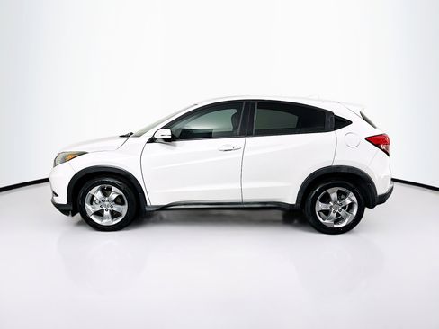 Used 2016 Honda HR-V EX image 4