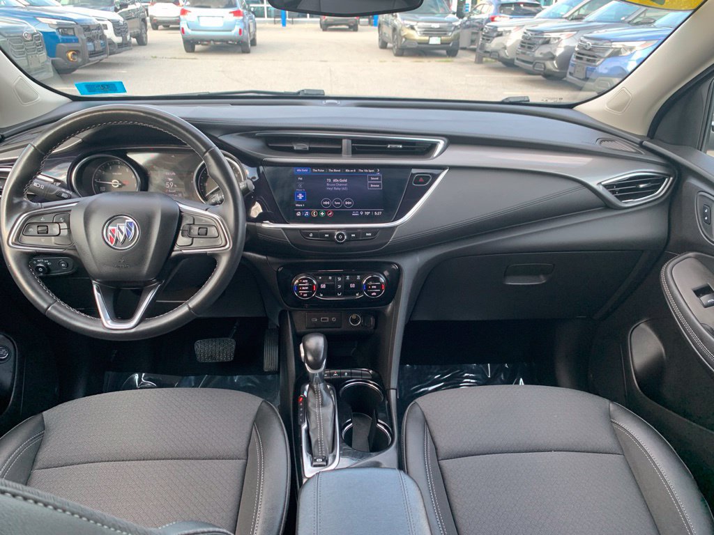 Used 2023 Buick Encore GX Select w/ Sport Touring Package AWD/4WD image 9