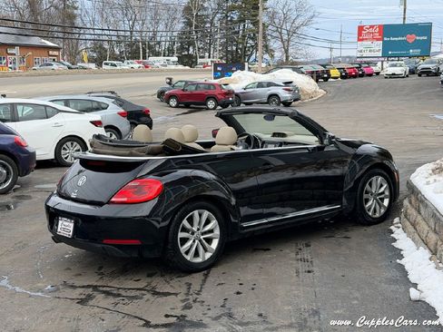 Used 2014 Volkswagen Beetle TDI image 10