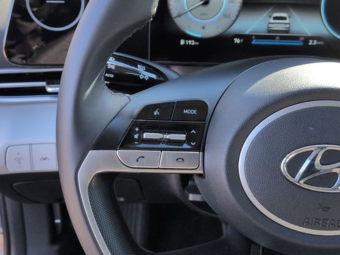 Used 2023 Hyundai Elantra Limited w/ Cargo Package image 19