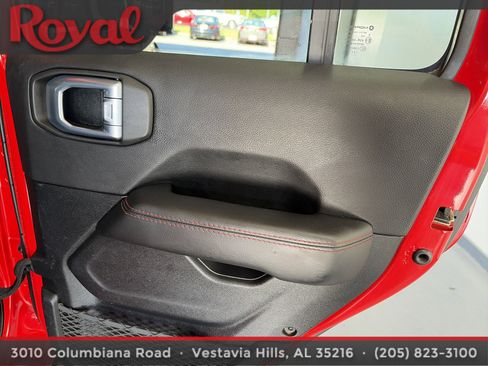 Used 2021 Jeep Gladiator Rubicon AWD/4WD image 15