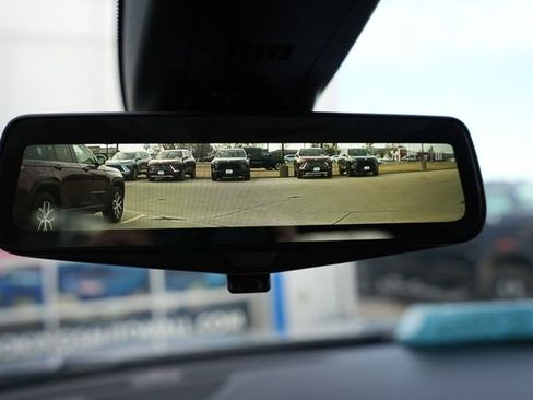 Used 2021 Buick Enclave Premium w/ Surround and Sites Package image 33