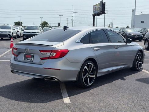 Used 2022 Honda Accord Sport image 5